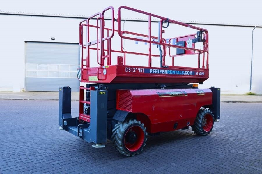 Magni DS1218RT Valid inspection, Diesel, 4x4 Drive, 12m - Ψαλιδωτό ανυψωτικό: φωτογραφία 2 Magni DS1218RT Valid inspection, Diesel, 4x4 Drive, 12m - Ψαλιδωτό ανυψωτικό: φωτογραφία 2