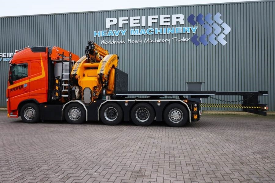 Volvo FH12 With Cormach 135t/m Crane Volvo FH12 10x4 Wit - Γερανός παντός εδάφους: φωτογραφία 3 Volvo FH12 With Cormach 135t/m Crane Volvo FH12 10x4 Wit - Γερανός παντός εδάφους: φωτογραφία 3