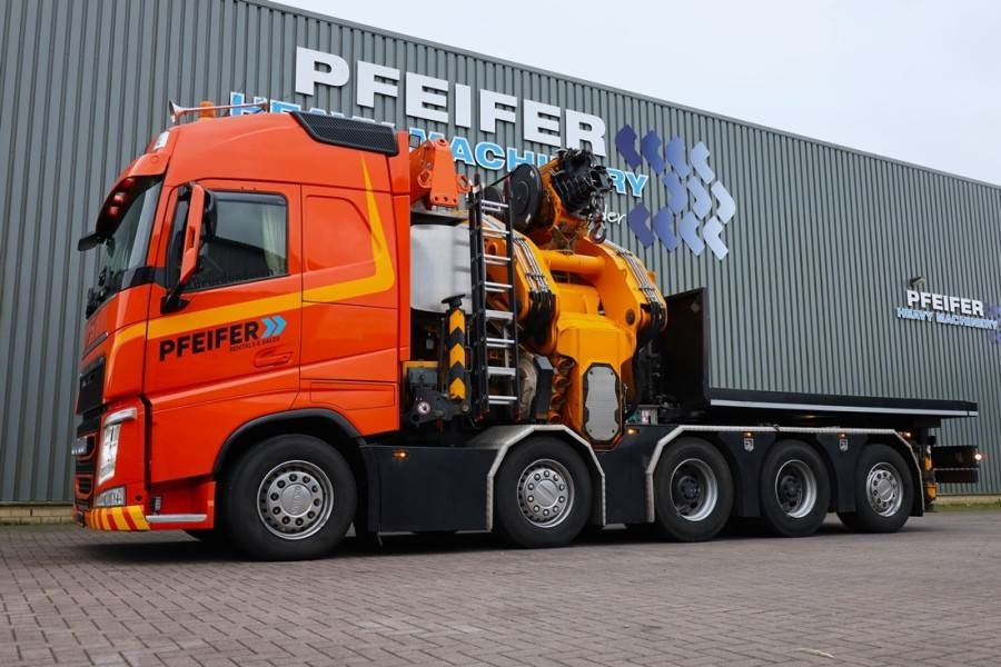 Volvo FH12 With Cormach 135t/m Crane Volvo FH12 10x4 Wit - Γερανός παντός εδάφους: φωτογραφία 1 Volvo FH12 With Cormach 135t/m Crane Volvo FH12 10x4 Wit - Γερανός παντός εδάφους: φωτογραφία 1