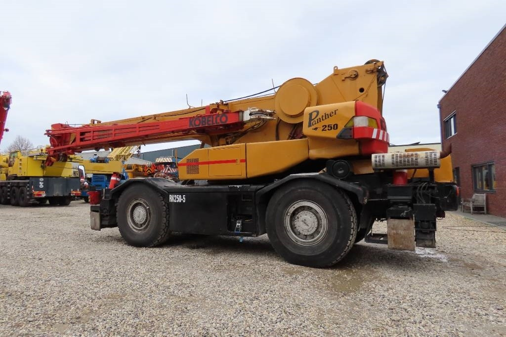 Kobelco RK 250-3 - Τηλεσκοπικός γερανός: φωτογραφία 4 Kobelco RK 250-3 - Τηλεσκοπικός γερανός: φωτογραφία 4