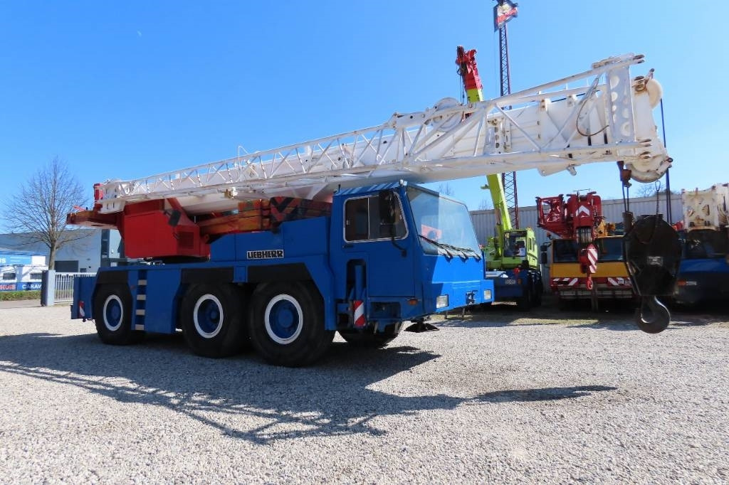 Liebherr LTM 1050-1 - Γερανός παντός εδάφους: φωτογραφία 2 Liebherr LTM 1050-1 - Γερανός παντός εδάφους: φωτογραφία 2
