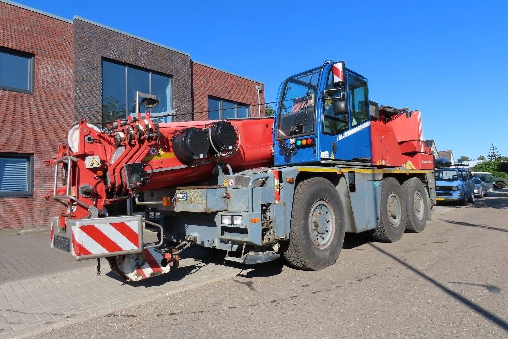 Terex Demag AC 40 City - Γερανός παντός εδάφους: φωτογραφία 1 Terex Demag AC 40 City - Γερανός παντός εδάφους: φωτογραφία 1