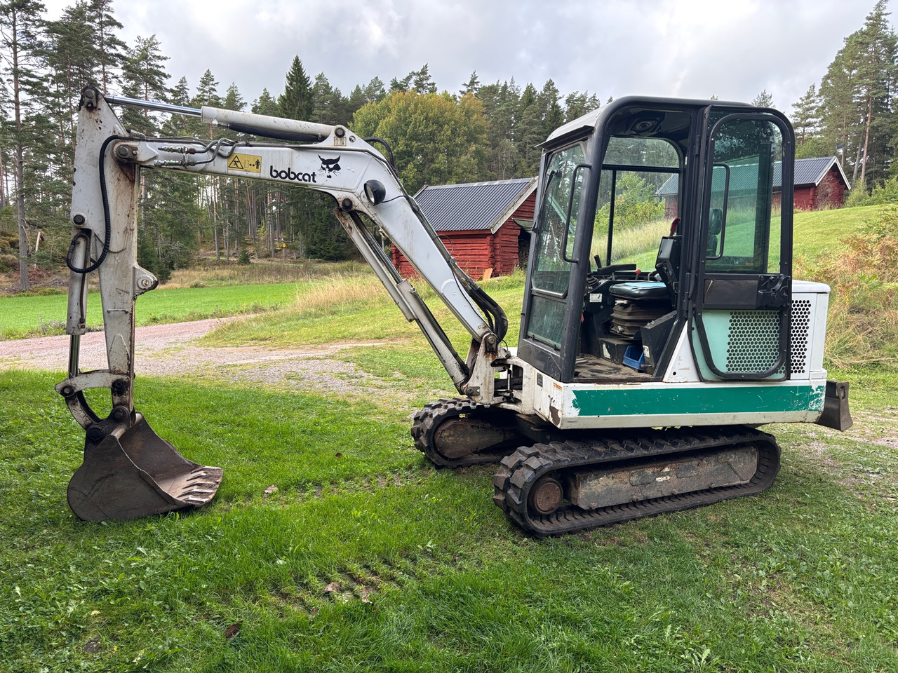 Bobcat 331 - Εκσκαφέας: φωτογραφία 1 Bobcat 331 - Εκσκαφέας: φωτογραφία 1