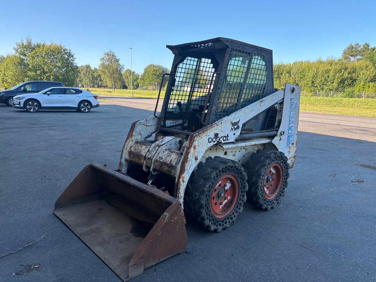 Bobcat 753 - Ελαστιχοφόρος φορτωτής: φωτογραφία 1 Bobcat 753 - Ελαστιχοφόρος φορτωτής: φωτογραφία 1