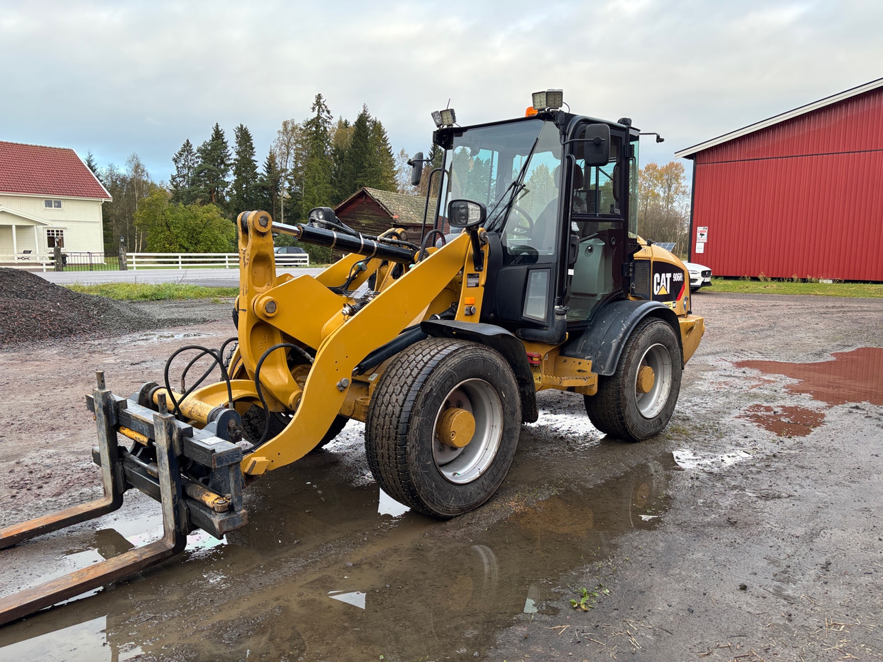 CAT 906H2 - Ελαστιχοφόρος φορτωτής: φωτογραφία 1 CAT 906H2 - Ελαστιχοφόρος φορτωτής: φωτογραφία 1