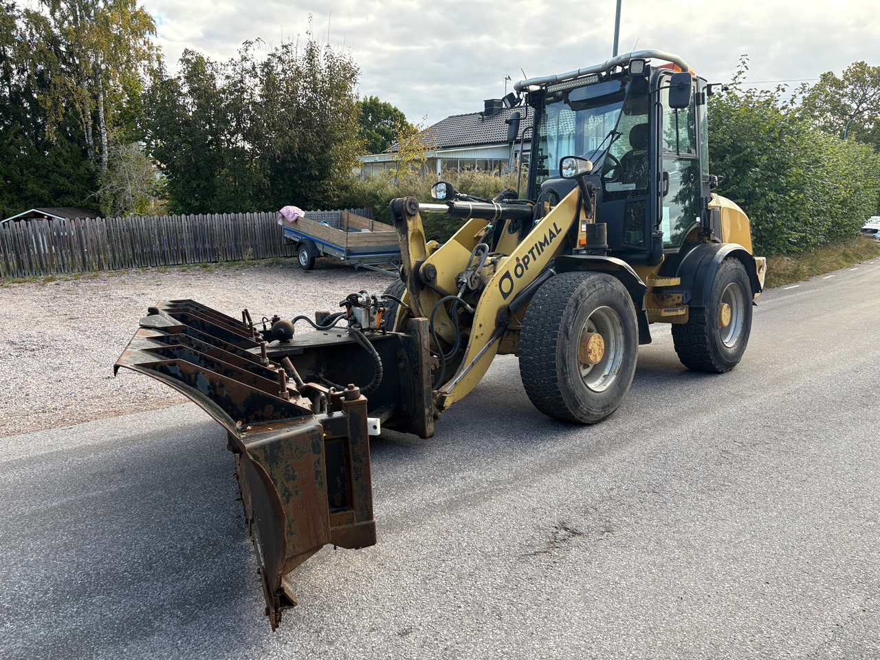 CAT 908H - Ελαστιχοφόρος φορτωτής: φωτογραφία 1 CAT 908H - Ελαστιχοφόρος φορτωτής: φωτογραφία 1