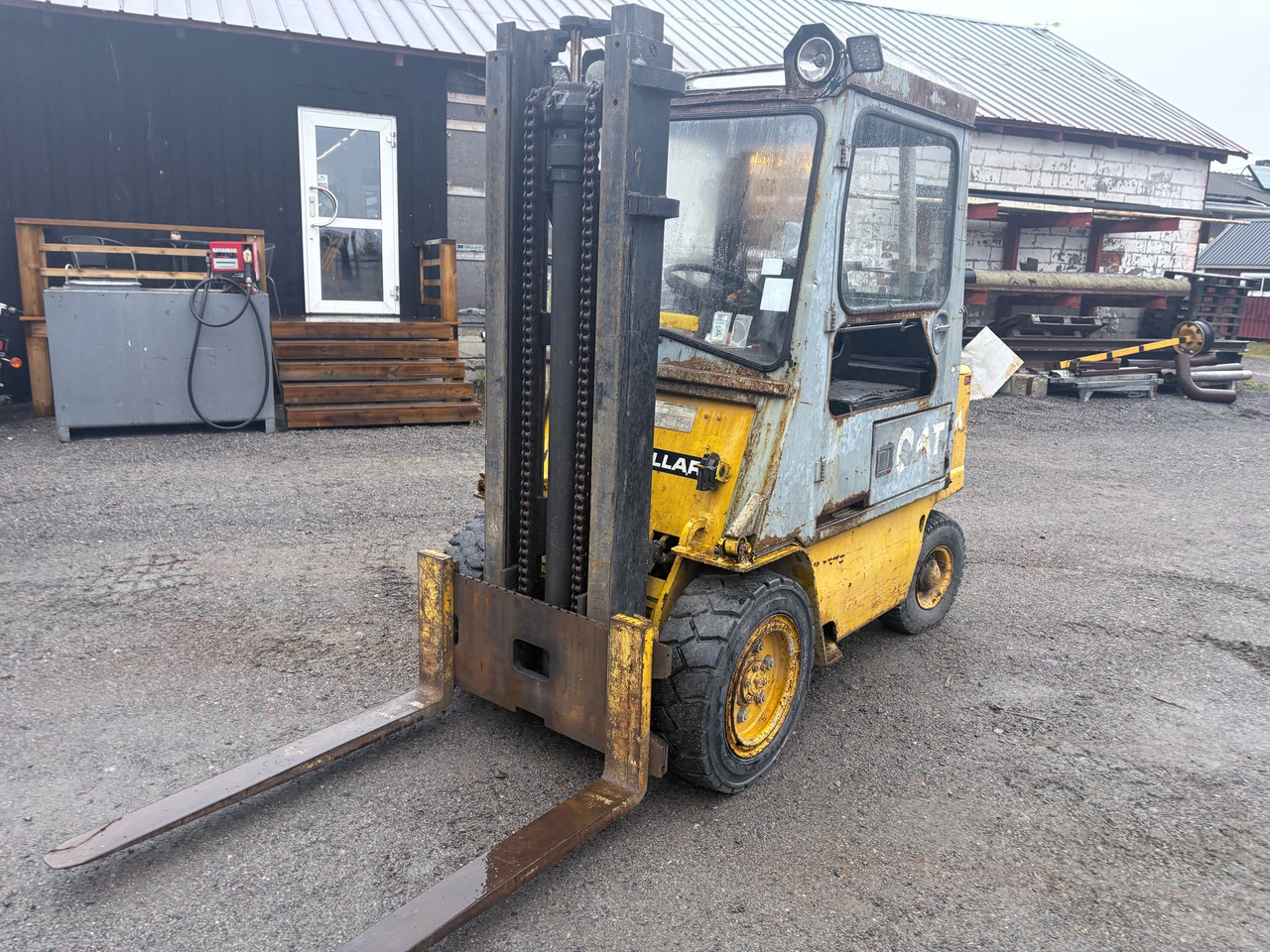 CAT V51 - Ανυψωτικό μηχάνημα: φωτογραφία 1 CAT V51 - Ανυψωτικό μηχάνημα: φωτογραφία 1