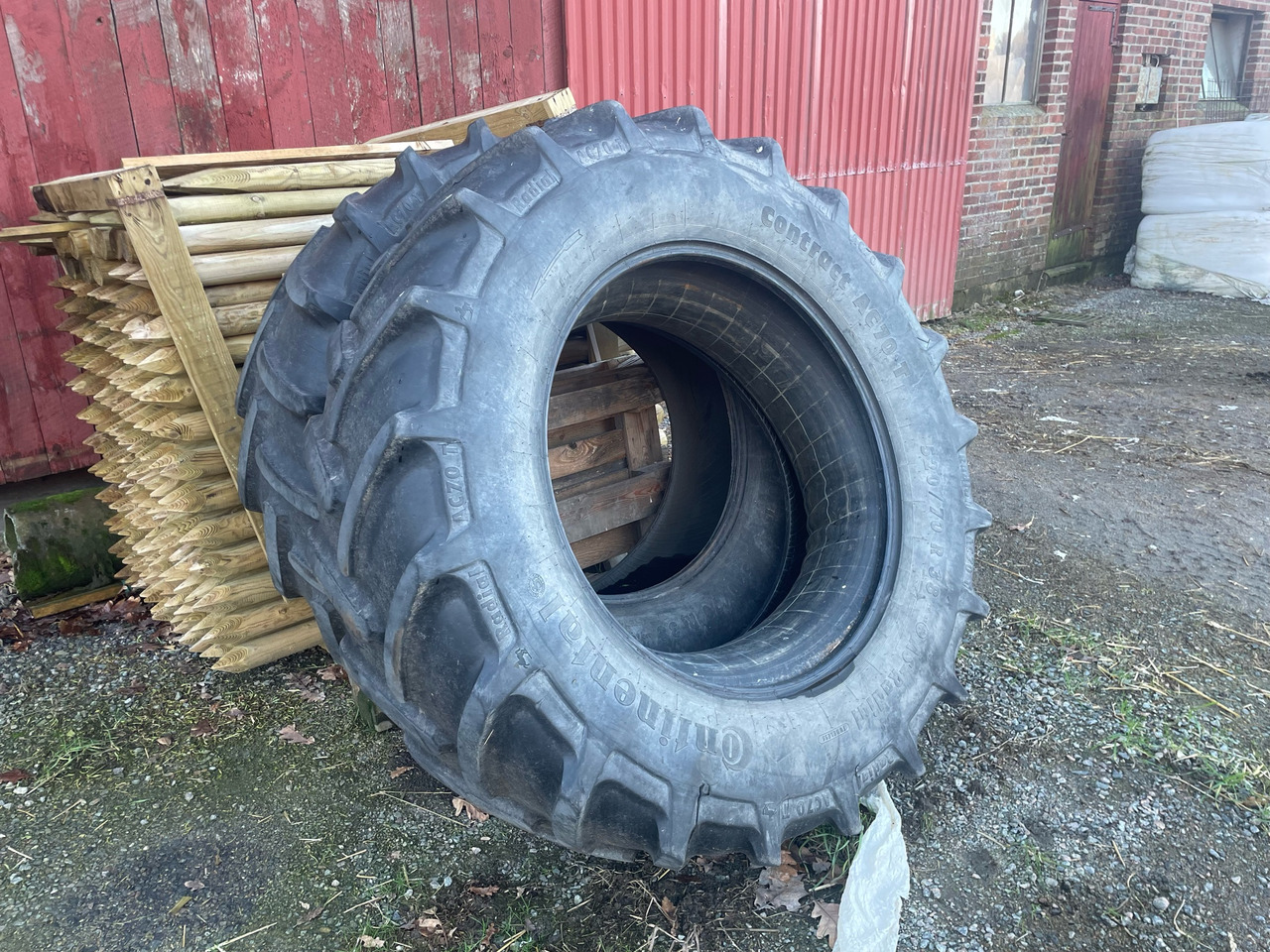 Continental Contract AC70 T - Ελαστικό για Γεωργικά μηχανήματα: φωτογραφία 1 Continental Contract AC70 T - Ελαστικό για Γεωργικά μηχανήματα: φωτογραφία 1