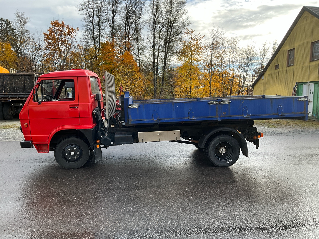 MAN Volkswagen 8.136 - Φορτηγό φόρτωσης γάντζου: φωτογραφία 1 MAN Volkswagen 8.136 - Φορτηγό φόρτωσης γάντζου: φωτογραφία 1