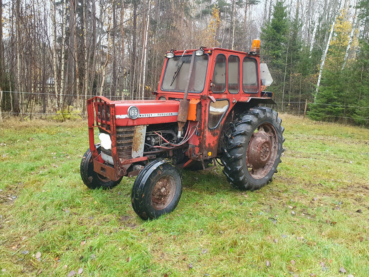 Massey Ferguson 165 - Τρακτέρ: φωτογραφία 1 Massey Ferguson 165 - Τρακτέρ: φωτογραφία 1