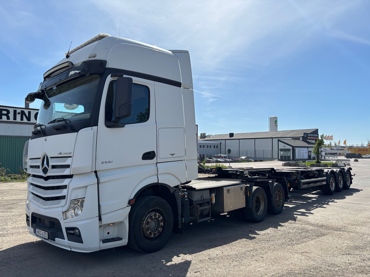 Mercedes-Benz Actros 2551 - Φορτηγό: φωτογραφία 1 Mercedes-Benz Actros 2551 - Φορτηγό: φωτογραφία 1