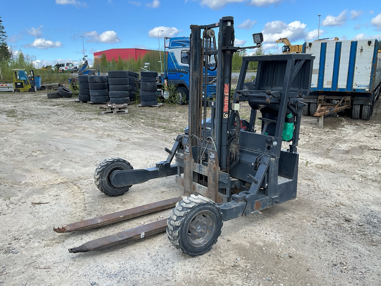 Moffett M4 20.3 - Ανυψωτικό μηχάνημα: φωτογραφία 1 Moffett M4 20.3 - Ανυψωτικό μηχάνημα: φωτογραφία 1