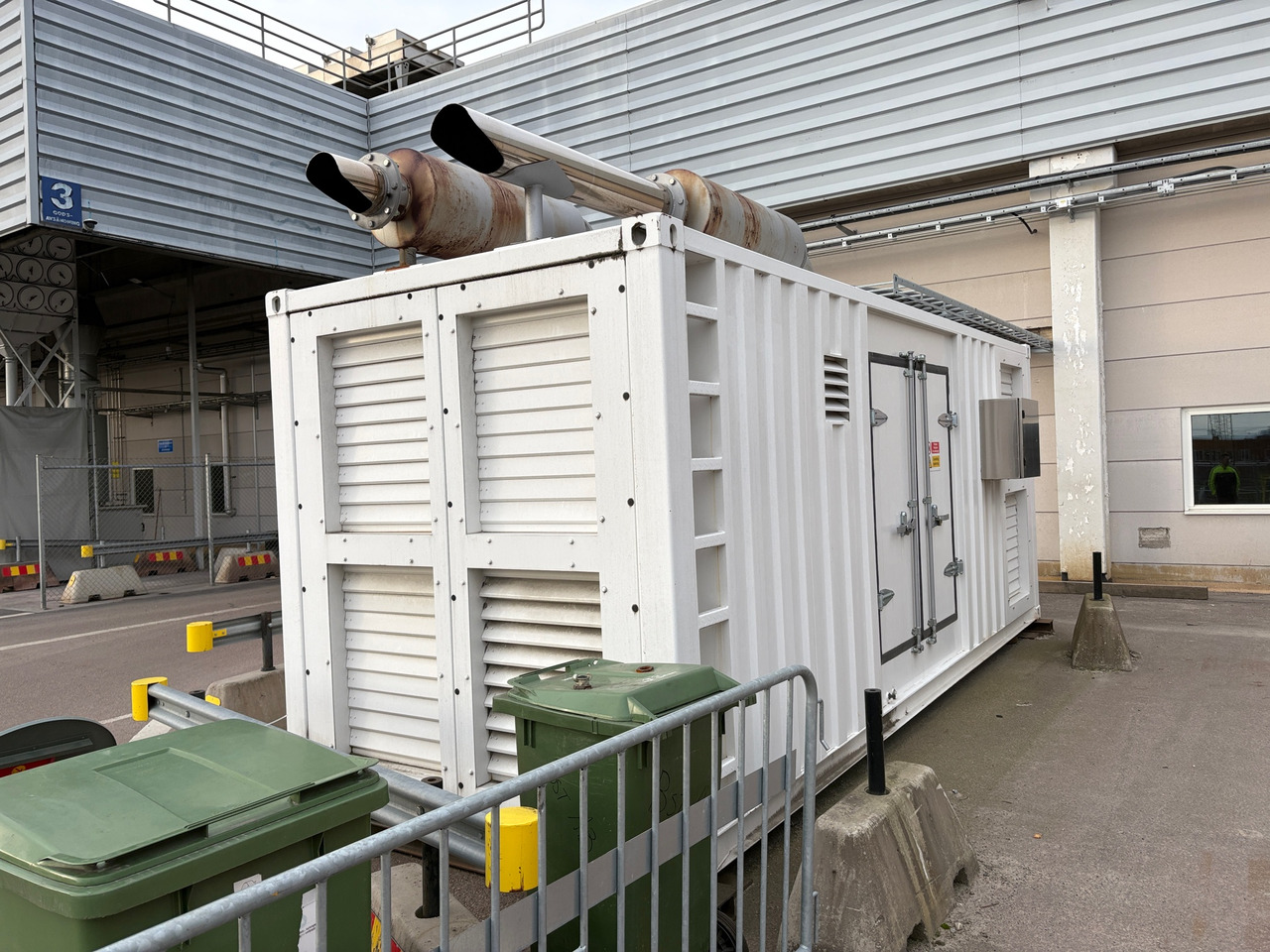 Subtron - Βιομηχανική γεννήτρια: φωτογραφία 1 Subtron - Βιομηχανική γεννήτρια: φωτογραφία 1