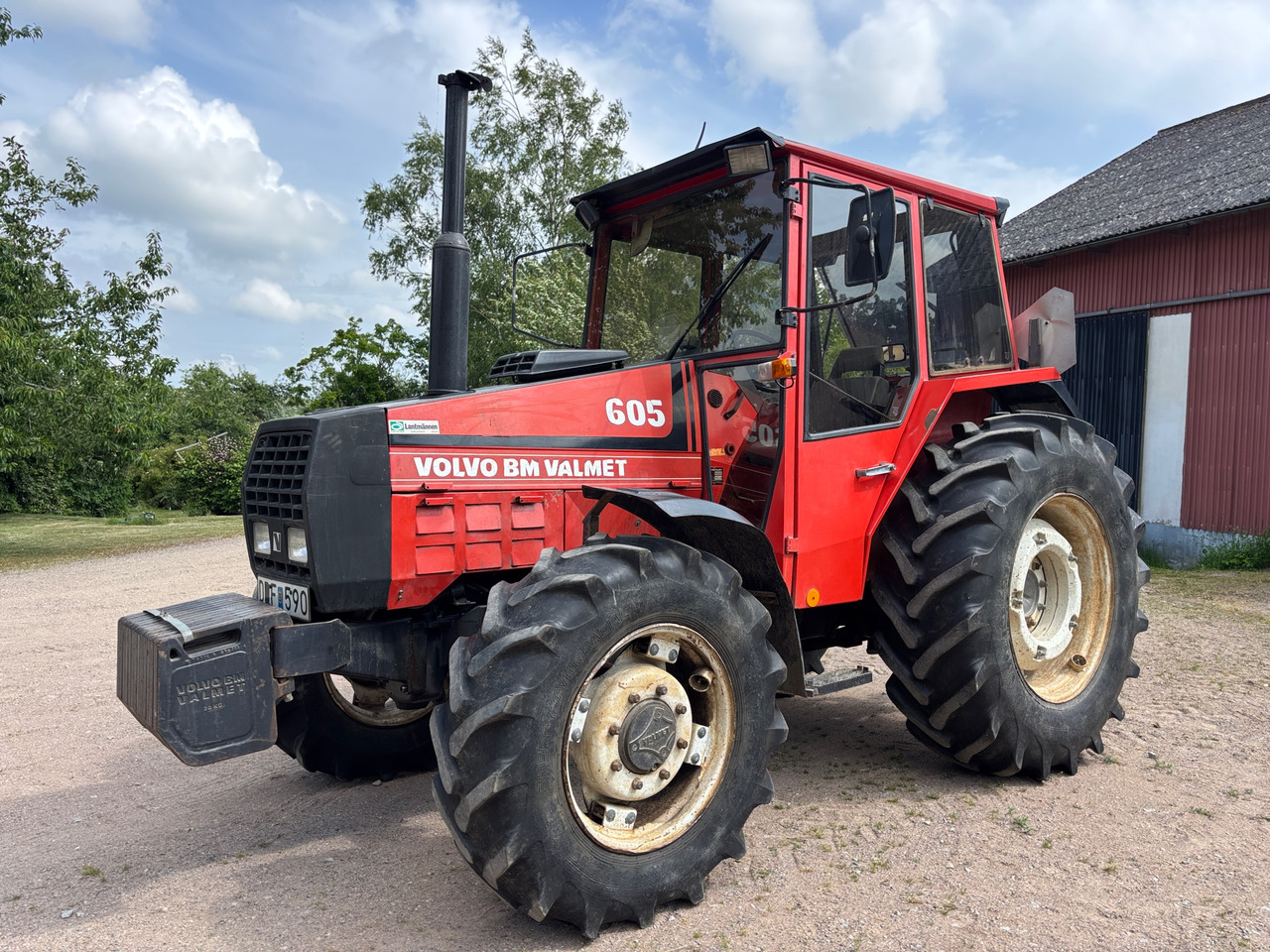 Volvo BM Valmet 605-4 - Τρακτέρ: φωτογραφία 1 Volvo BM Valmet 605-4 - Τρακτέρ: φωτογραφία 1