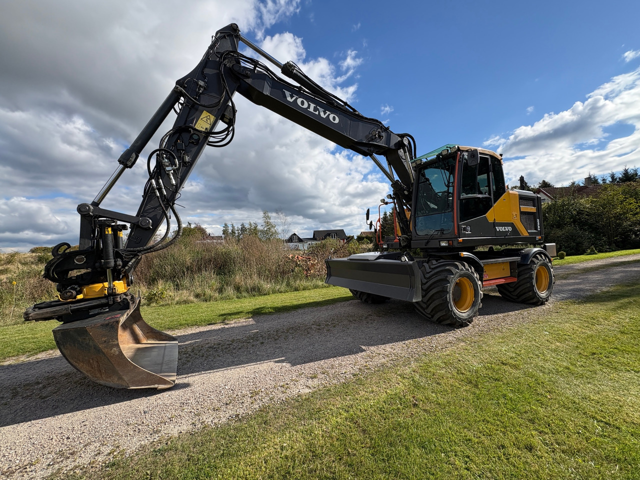 Volvo EW160E - Εκσκαφέας: φωτογραφία 1 Volvo EW160E - Εκσκαφέας: φωτογραφία 1