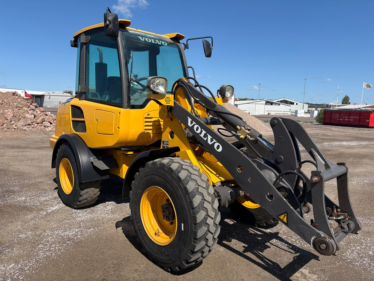 Volvo L25F - Ελαστιχοφόρος φορτωτής: φωτογραφία 1 Volvo L25F - Ελαστιχοφόρος φορτωτής: φωτογραφία 1