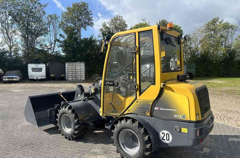 Eurotrac W12 S, cabine, verwarming, bak vorken ex demo! - Ελαστιχοφόρος φορτωτής: φωτογραφία 2 Eurotrac W12 S, cabine, verwarming, bak vorken ex demo! - Ελαστιχοφόρος φορτωτής: φωτογραφία 2