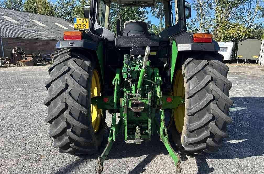 John Deere 6210 - Τρακτέρ: φωτογραφία 3 John Deere 6210 - Τρακτέρ: φωτογραφία 3