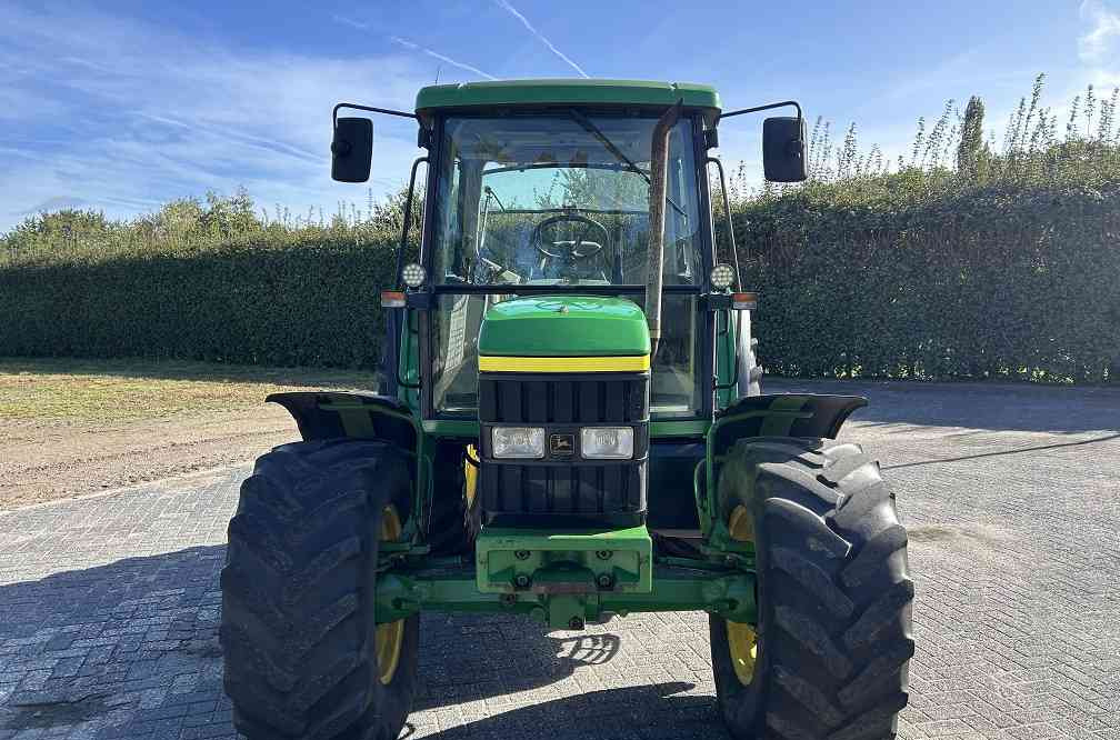 John Deere 6210 - Τρακτέρ: φωτογραφία 5 John Deere 6210 - Τρακτέρ: φωτογραφία 5