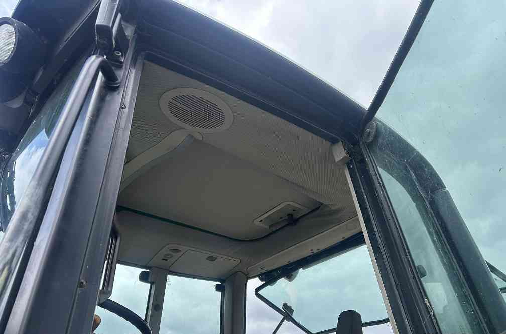 John Deere 6220 premium - Τρακτέρ: φωτογραφία 5 John Deere 6220 premium - Τρακτέρ: φωτογραφία 5