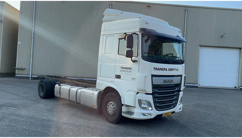 DAF XF 440 Daf XF106 Chassis cabine clean euro6 - Φορτηγό σασί: φωτογραφία 2 DAF XF 440 Daf XF106 Chassis cabine clean euro6 - Φορτηγό σασί: φωτογραφία 2