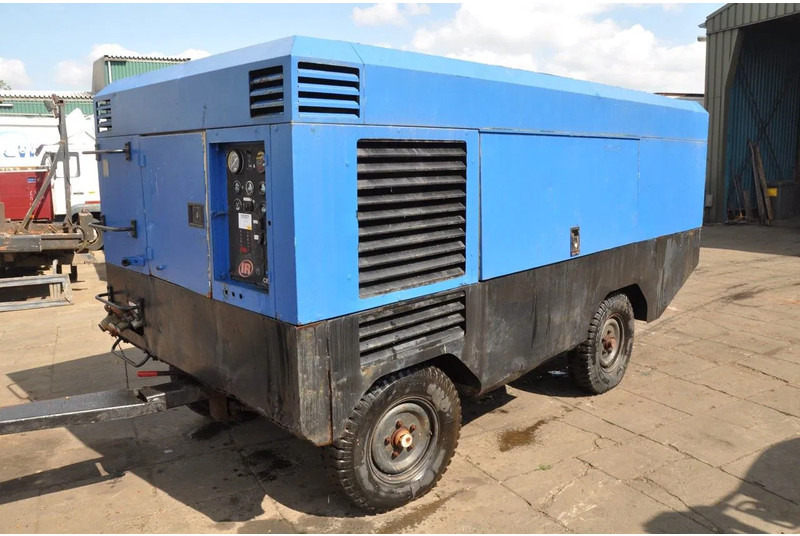 Ingersoll Rand Compressor 9270 of 9/270 Cummins ISL - Μηχάνημα διάτρησης: φωτογραφία 2 Ingersoll Rand Compressor 9270 of 9/270 Cummins ISL - Μηχάνημα διάτρησης: φωτογραφία 2