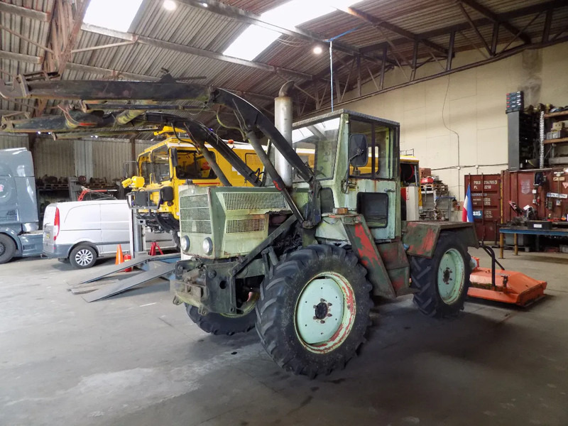 MB Trac MB TRAC 4X4 700 - Τρακτέρ: φωτογραφία 1 MB Trac MB TRAC 4X4 700 - Τρακτέρ: φωτογραφία 1