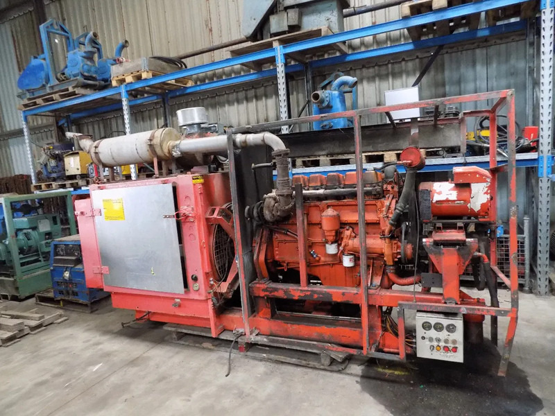 Scania compressor 20 bar scania compressor 20 bar met generator - Αεροσυμπιεστής: φωτογραφία 2 Scania compressor 20 bar scania compressor 20 bar met generator - Αεροσυμπιεστής: φωτογραφία 2