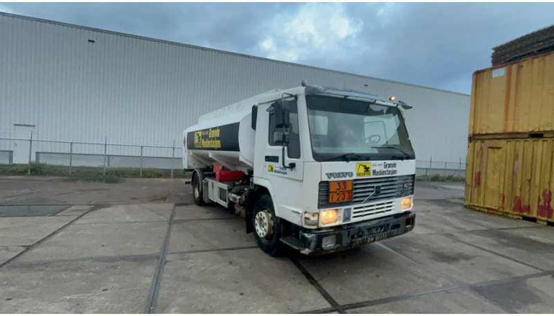 Volvo FL 7 Volvo FL7 285 Fuel tanker 4x2 - Φορτηγό βυτιοφόρο: φωτογραφία 1 Volvo FL 7 Volvo FL7 285 Fuel tanker 4x2 - Φορτηγό βυτιοφόρο: φωτογραφία 1