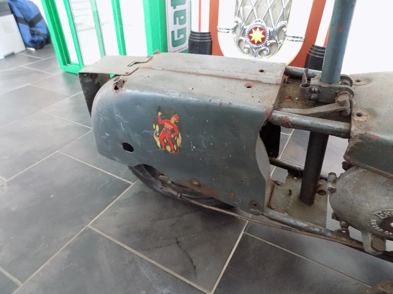 Airborn paramotor ww.2 airborne motorfiets opklapbaar luchtlanding para - Μοτοσικλέτα: φωτογραφία 2 Airborn paramotor ww.2 airborne motorfiets opklapbaar luchtlanding para - Μοτοσικλέτα: φωτογραφία 2