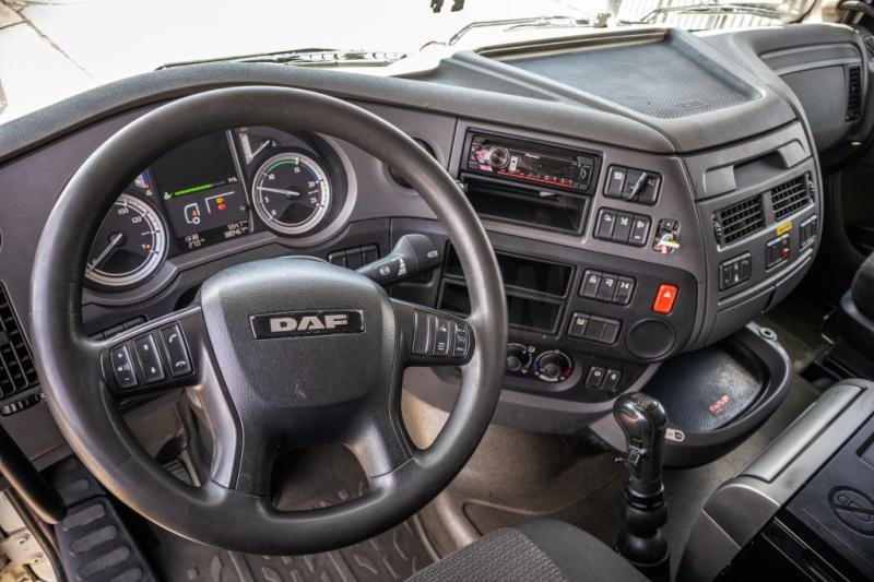 Τράκτορας DAF XF 460-6X2-380 000 KM+ADR: φωτογραφία 8 Τράκτορας DAF XF 460-6X2-380 000 KM+ADR: φωτογραφία 8