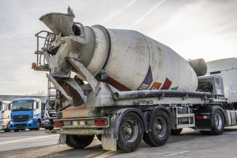 DE BUF BETON MIXER/MALAXEUR/MISCHER 10m3+MOTOR/MOTEUR - Μπετονιέρα επικαθήμενο: φωτογραφία 3 DE BUF BETON MIXER/MALAXEUR/MISCHER 10m3+MOTOR/MOTEUR - Μπετονιέρα επικαθήμενο: φωτογραφία 3