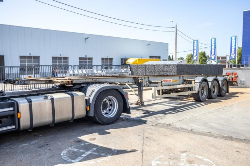Fruehauf CONTAINERCHASSIS 40' - Επικαθήμενο μεταφοράς εμπορευματοκιβωτίων/ Κινητό αμάξωμα: φωτογραφία 2 Fruehauf CONTAINERCHASSIS 40' - Επικαθήμενο μεταφοράς εμπορευματοκιβωτίων/ Κινητό αμάξωμα: φωτογραφία 2