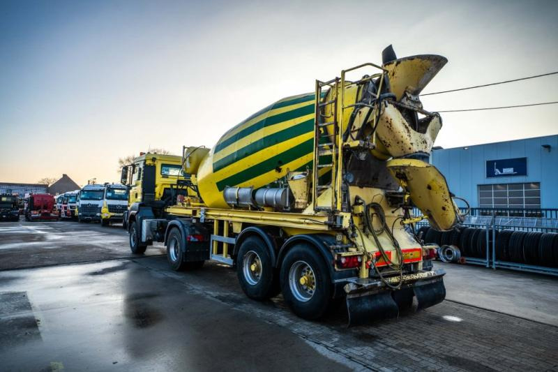 MAN TGS 18.440 BLS 4x4 (+cardan)+STETTER 10M3 - Μπετονιέρα φορτηγό: φωτογραφία 5 MAN TGS 18.440 BLS 4x4 (+cardan)+STETTER 10M3 - Μπετονιέρα φορτηγό: φωτογραφία 5