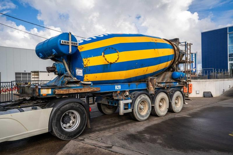 MULLER BETON MIXER/MALAXEUR/MISCHER LIEBHERR 12M3 - Μπετονιέρα επικαθήμενο: φωτογραφία 1 MULLER BETON MIXER/MALAXEUR/MISCHER LIEBHERR 12M3 - Μπετονιέρα επικαθήμενο: φωτογραφία 1