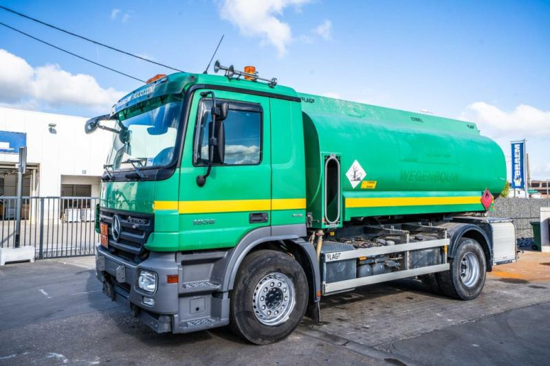 Mercedes ACTROS 1836 - LAG 13 600 LITER - Φορτηγό βυτιοφόρο: φωτογραφία 1 Mercedes ACTROS 1836 - LAG 13 600 LITER - Φορτηγό βυτιοφόρο: φωτογραφία 1