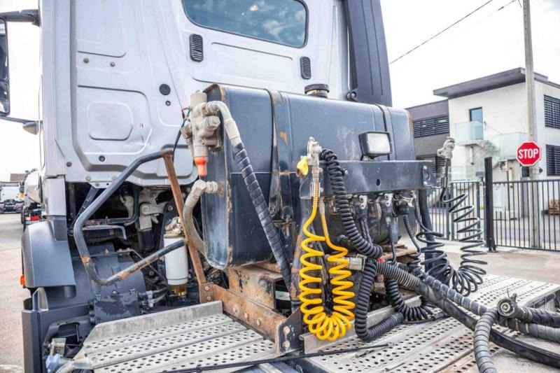 Mercedes AROCS 2645 BLS-6X4 - Τράκτορας: φωτογραφία 5 Mercedes AROCS 2645 BLS-6X4 - Τράκτορας: φωτογραφία 5