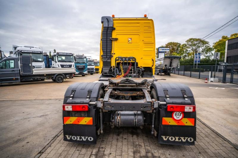 Volvo FH 400 -E5 +KIPHYDR. - Τράκτορας: φωτογραφία 5 Volvo FH 400 -E5 +KIPHYDR. - Τράκτορας: φωτογραφία 5