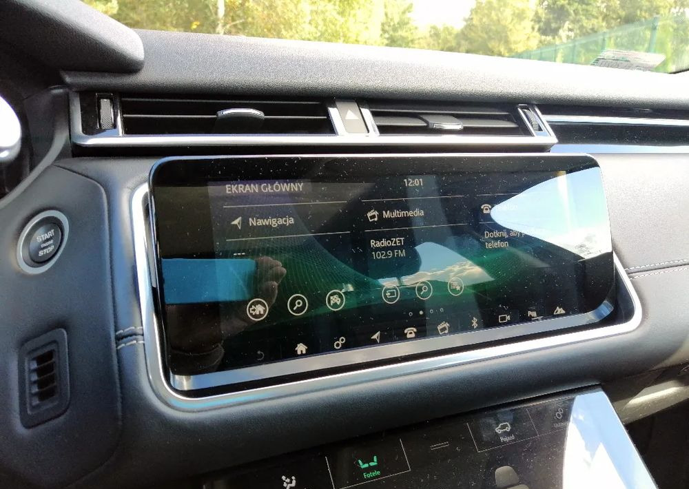 SUV Land Rover Range Rover Velar 3.0 Si6 R-Dynamic: φωτογραφία 9