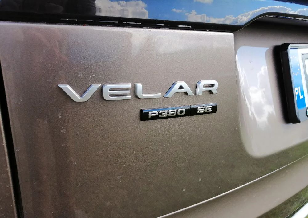 SUV Land Rover Range Rover Velar 3.0 Si6 R-Dynamic: φωτογραφία 8