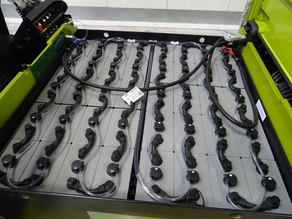 Clark GEX50 - Ηλεκτροκίνητο περονοφόρο: φωτογραφία 2 Clark GEX50 - Ηλεκτροκίνητο περονοφόρο: φωτογραφία 2