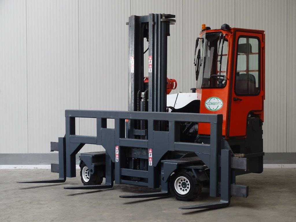 Combilift C3500 / Amlift C35 - TRIPLEX - 4-κίνητα ανυψωτικό στενών δρόμων: φωτογραφία 3 Combilift C3500 / Amlift C35 - TRIPLEX - 4-κίνητα ανυψωτικό στενών δρόμων: φωτογραφία 3
