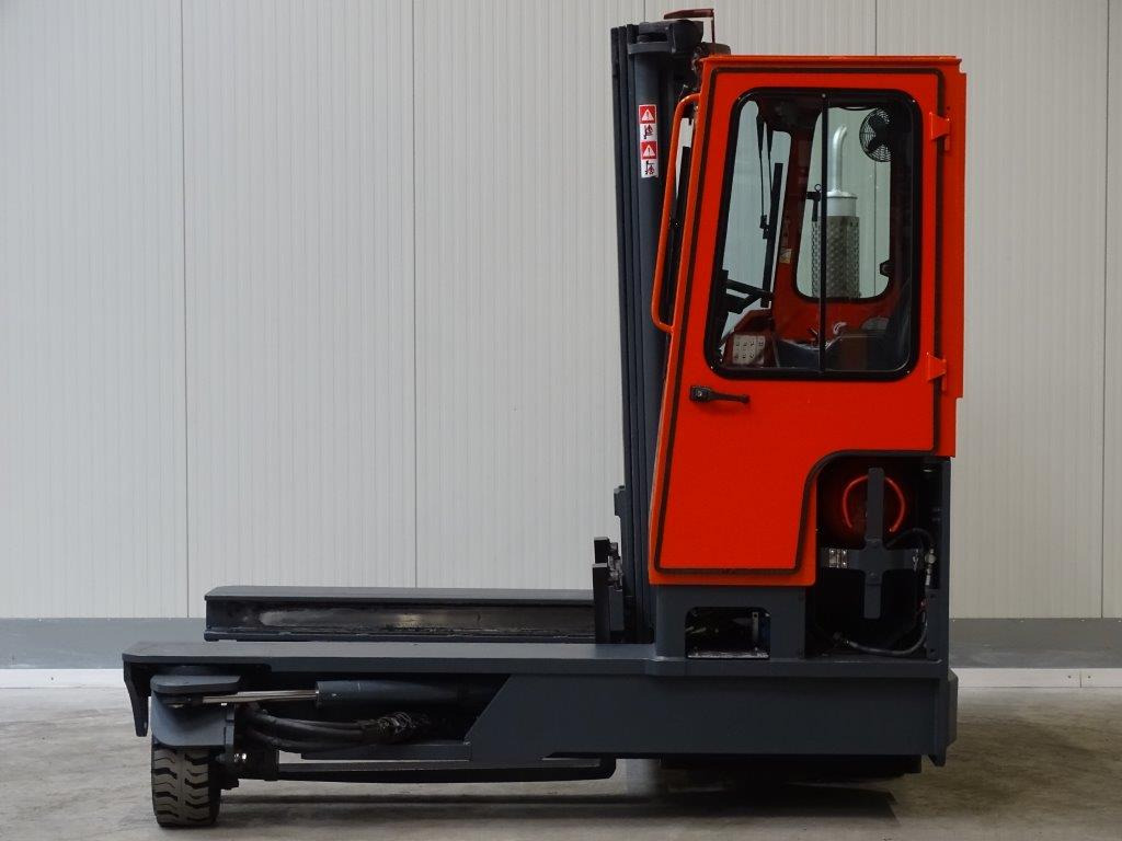 Combilift C5000L - TRIPLEX - 4-κίνητα ανυψωτικό στενών δρόμων: φωτογραφία 1 Combilift C5000L - TRIPLEX - 4-κίνητα ανυψωτικό στενών δρόμων: φωτογραφία 1