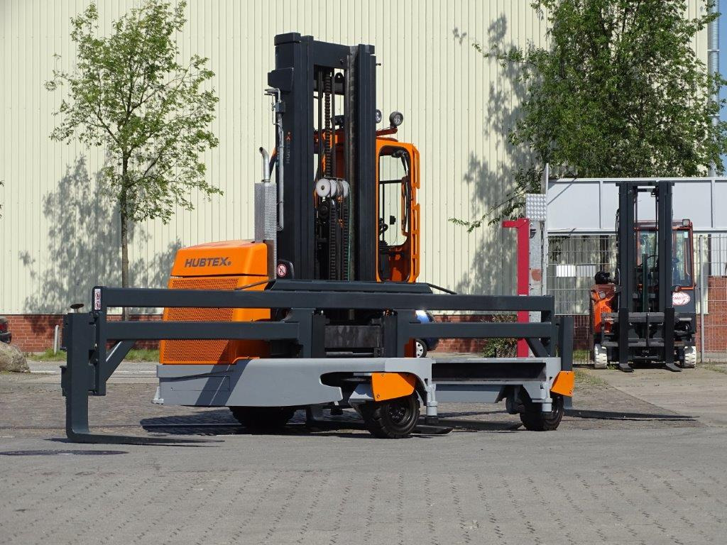 Hubtex DQ45-G - TRAVERSE - 4-κίνητα ανυψωτικό στενών δρόμων: φωτογραφία 4 Hubtex DQ45-G - TRAVERSE - 4-κίνητα ανυψωτικό στενών δρόμων: φωτογραφία 4