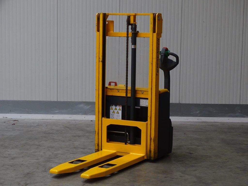 Jungheinrich EJC110 - NEU BATTERIE - Μηχάνημα στοίβαξης: φωτογραφία 1 Jungheinrich EJC110 - NEU BATTERIE - Μηχάνημα στοίβαξης: φωτογραφία 1