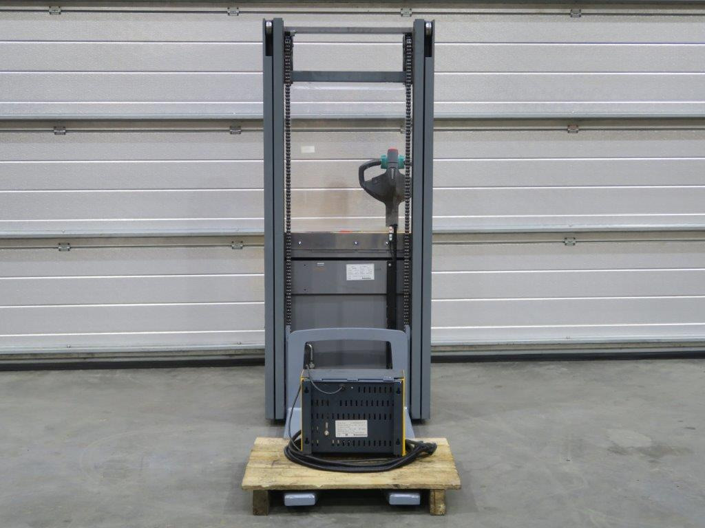 Jungheinrich EJC214 - Μηχάνημα στοίβαξης: φωτογραφία 5 Jungheinrich EJC214 - Μηχάνημα στοίβαξης: φωτογραφία 5