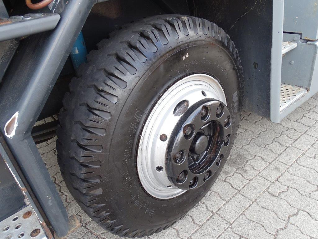 Kalmar TTX182A - Strassenzulassung - Τράκτορες τελωνείων: φωτογραφία 2 Kalmar TTX182A - Strassenzulassung - Τράκτορες τελωνείων: φωτογραφία 2