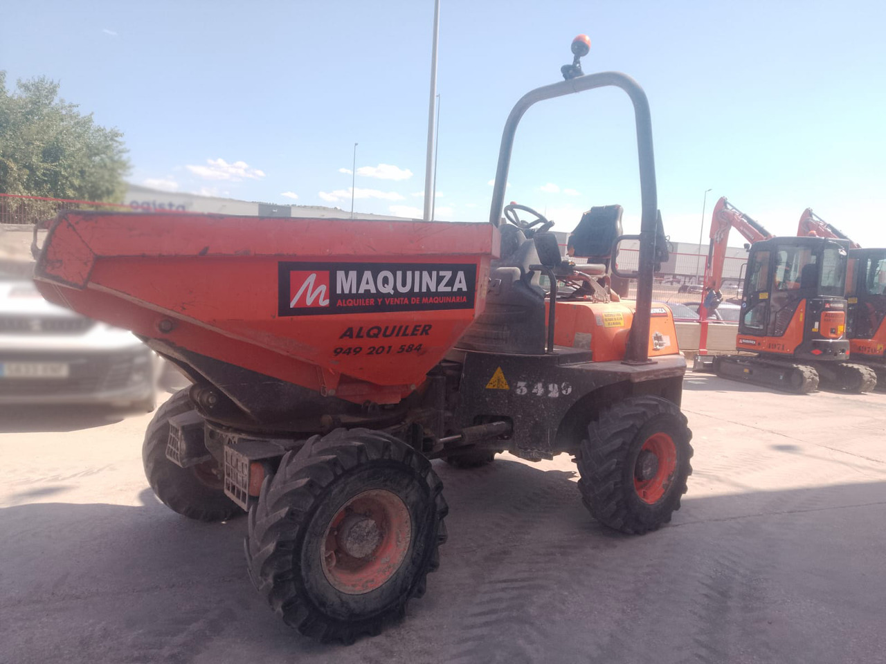 AUSA D350 AHG - Μίνι ανατρεπόμενο: φωτογραφία 1 AUSA D350 AHG - Μίνι ανατρεπόμενο: φωτογραφία 1