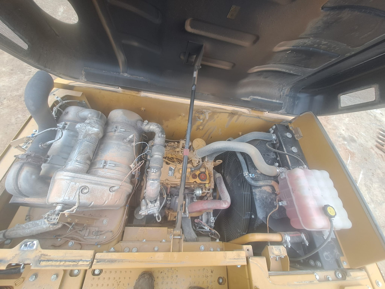 Ερπυστριοφόρος εκσκαφέας CATERPILLAR 323FLN IHC: φωτογραφία 15