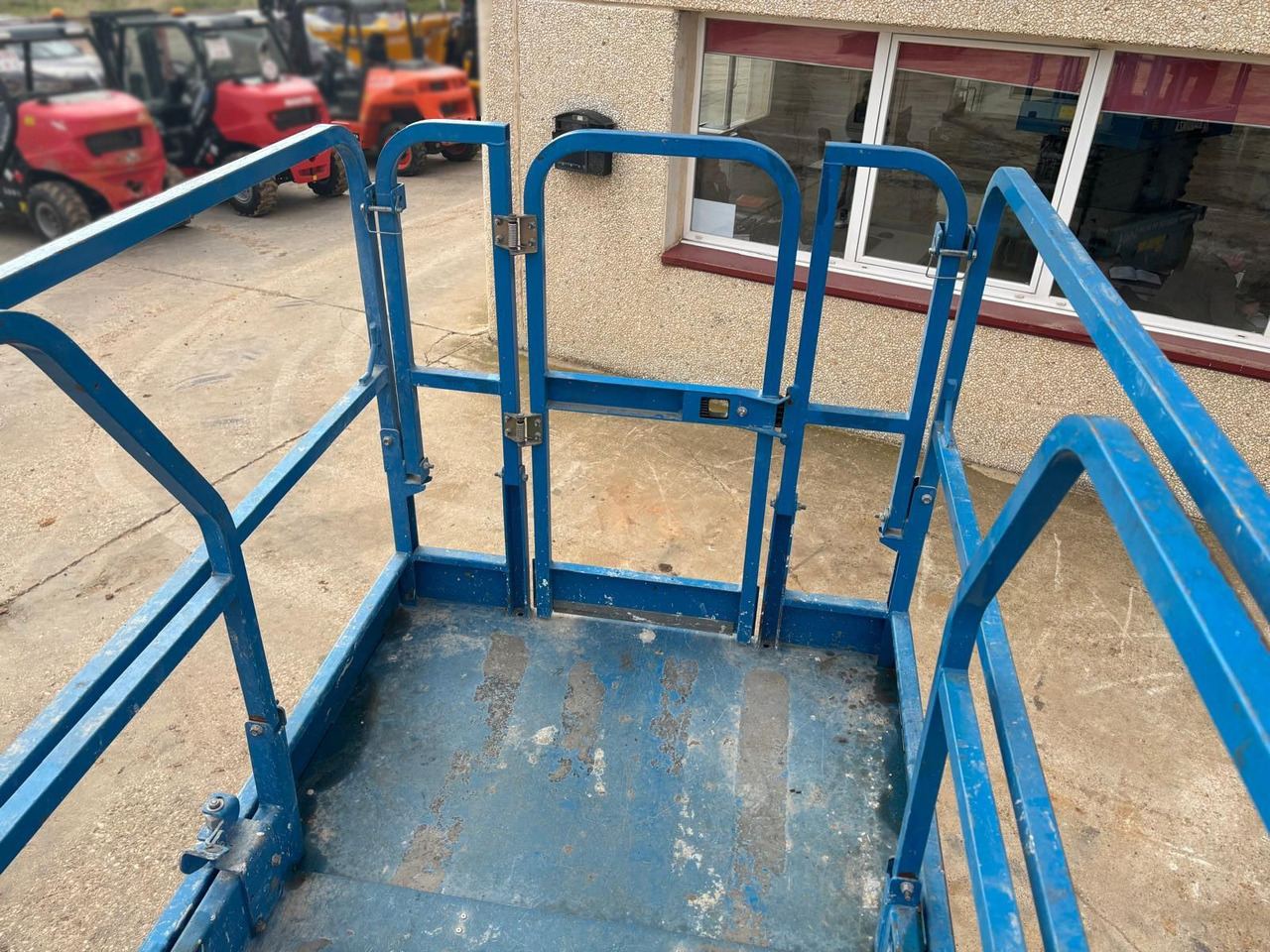 Ψαλιδωτό ανυψωτικό GENIE GS4047: φωτογραφία 13